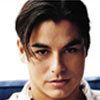 Contratar a Julio Iglesias Jr.
