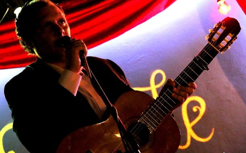 contratación de buri bura flamenco